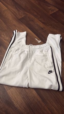 Nike small