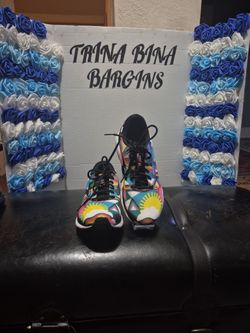 Brooks Trace Lisa Congdon Pride Rainbow Running Shoes - Women’s Size 8