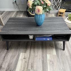 Coffee Tables 