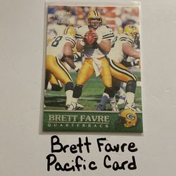 Brett Favre Green Bay Packers Hall of Fame QB Pacific Card. 