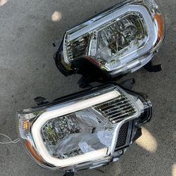 12-2015 Toyota Tacoma Headlights