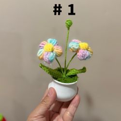 🧶Handmade Cute Mini crocheted potted flowers
