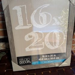 16x20 Picture Frames. Pack Of 6. All New