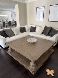 RH sectional and coffee table