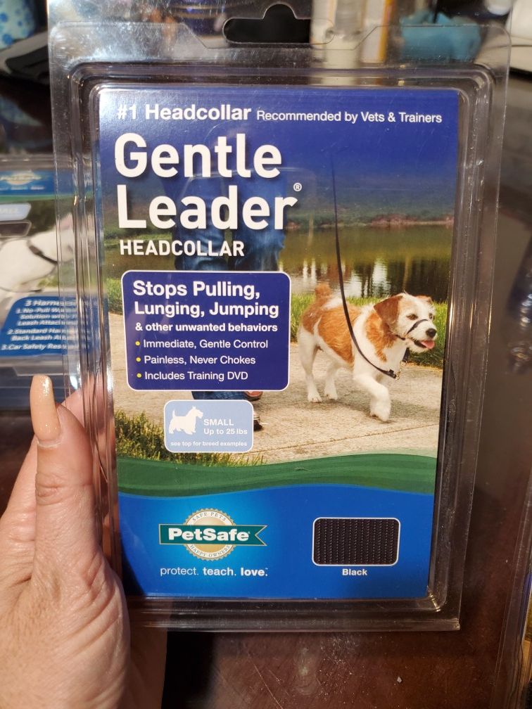 NEW Small gentle leader head collar