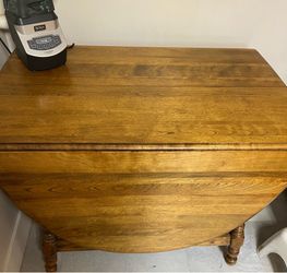 Double drop leaf solid wood table