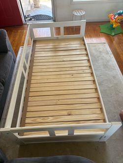 Twin Trundle Bed that Pulls out Into King