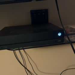 X Box One X