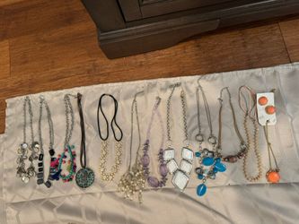 12 Vintage Necklaces 