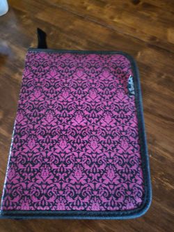 Embossing folder case
