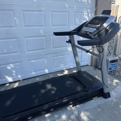 Treadmill 