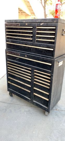 Goodwrench black and gold limited edition 2bay tool box