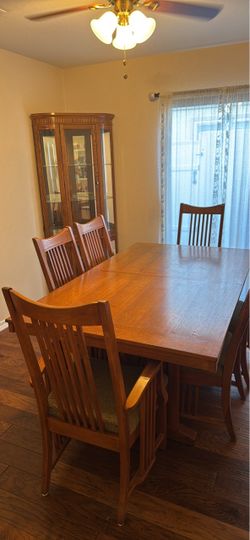 Wood Dining Table with 6 Chairs