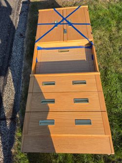 Desk/Cabinet