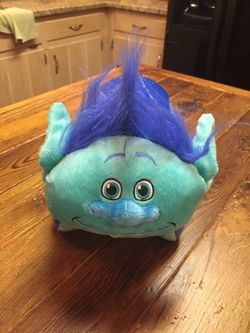 Trolls Pillow Pet
