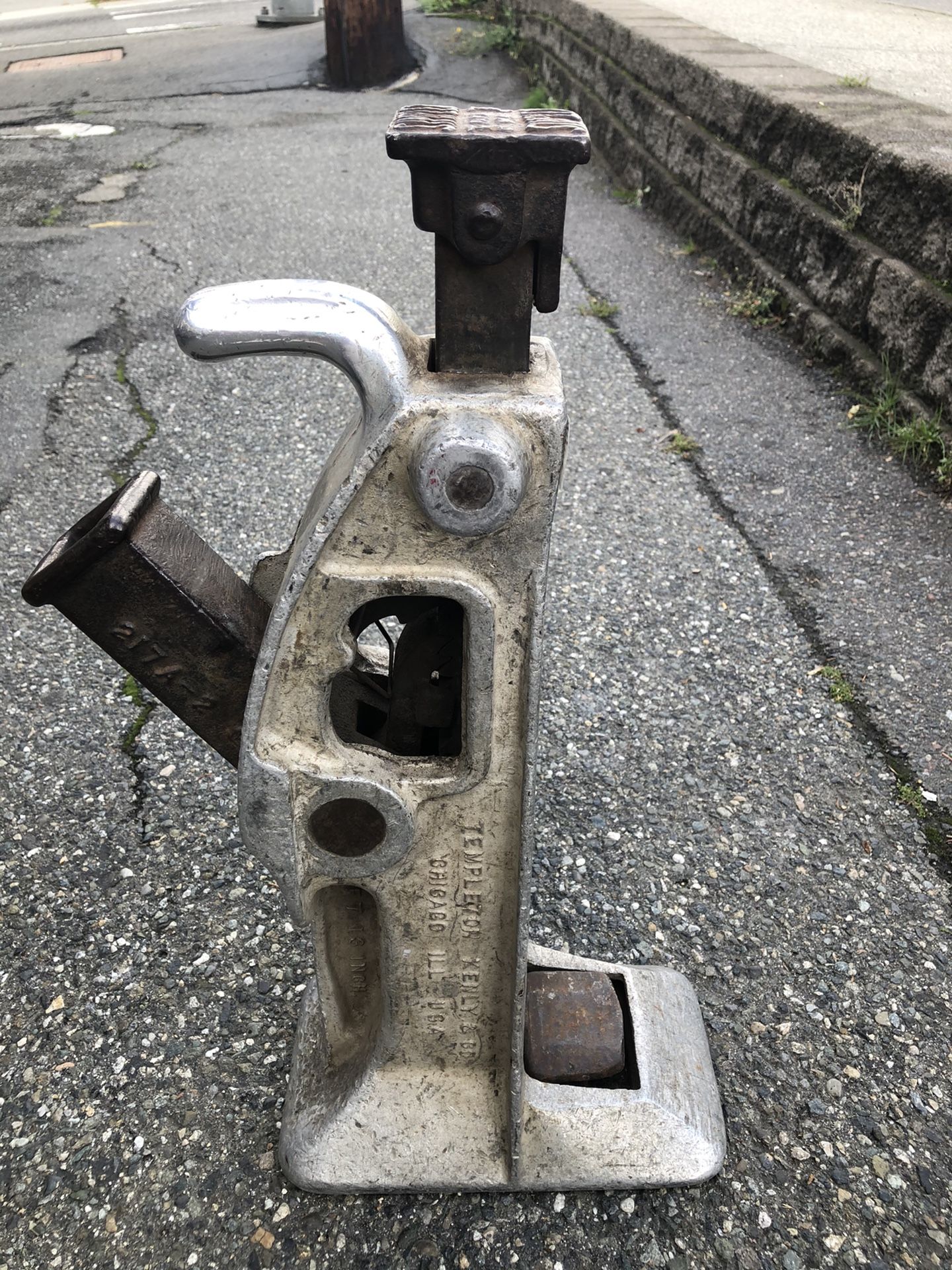 Simplex 15Ton railroad jack A17 for Sale in Snohomish, WA OfferUp