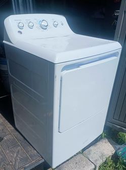 GE - 7 Cu. Ft. Electric Dryer
