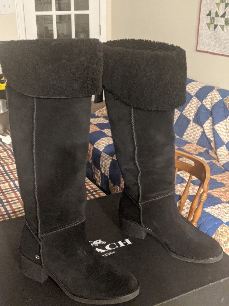 Coach Boots With Shearling Cuff