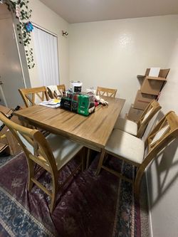 Brown table 7 pieces
