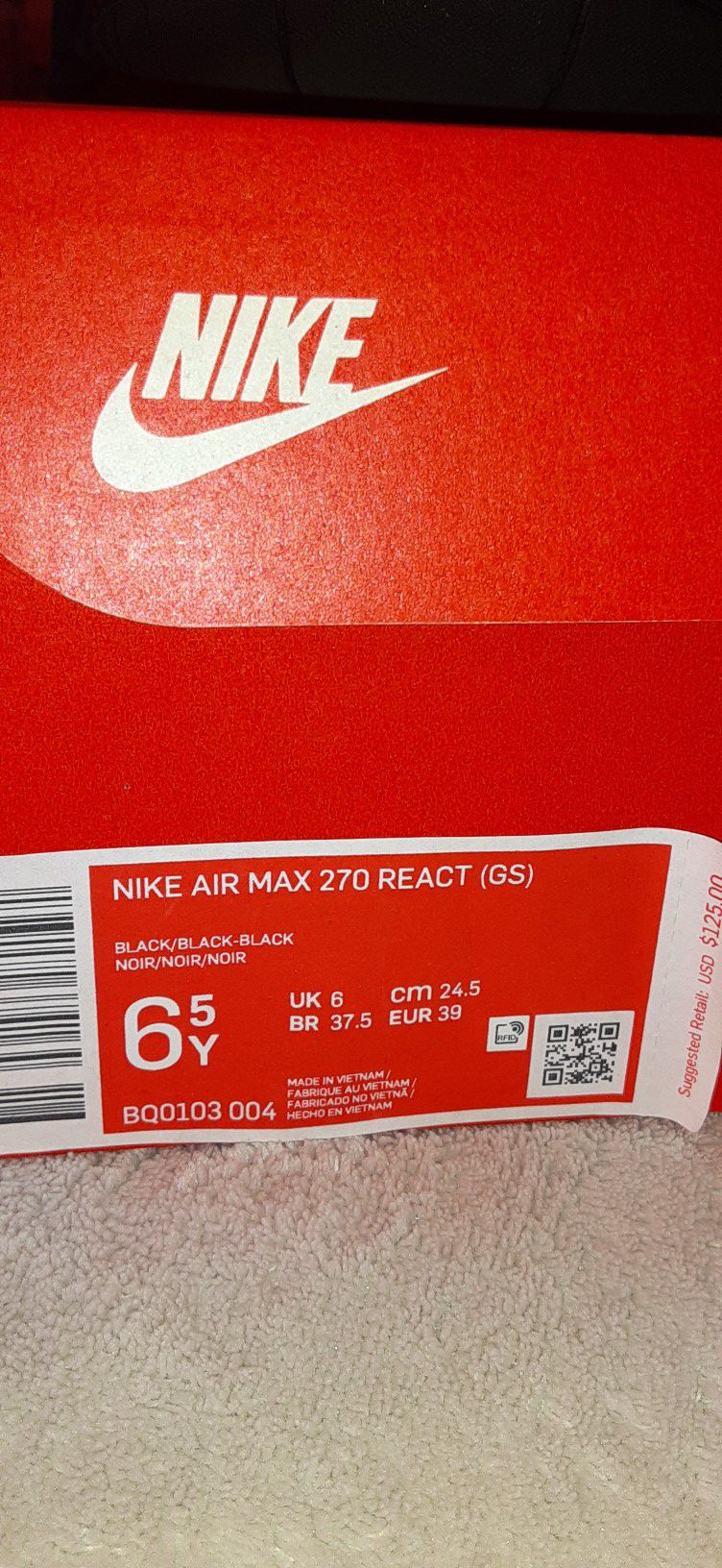 Nike Air Max 270 React ( GS) size 6.5 unisex