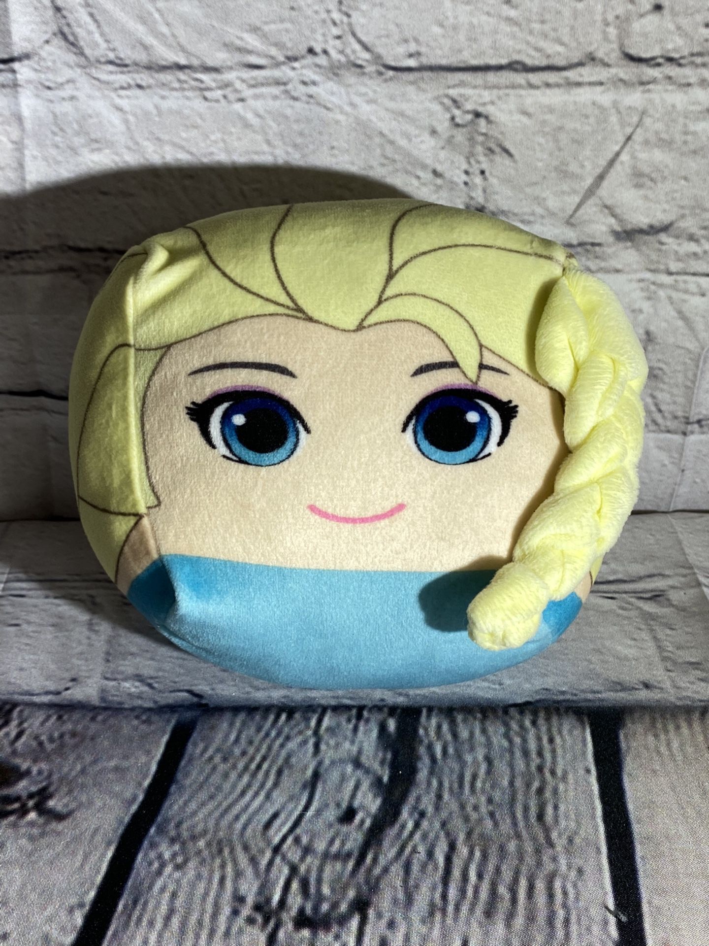 Frozen plush Elsa Cubd stuffed toy.