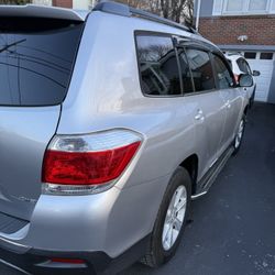 Toyota Highlander 2011 