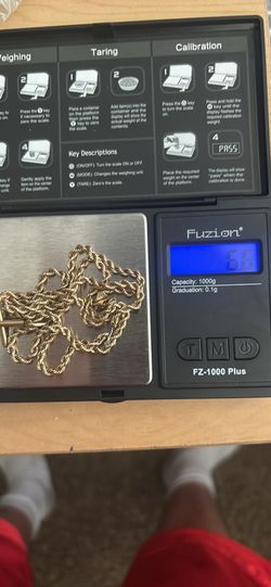 10k gold rope chain with pendant