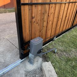 Sliding Gate