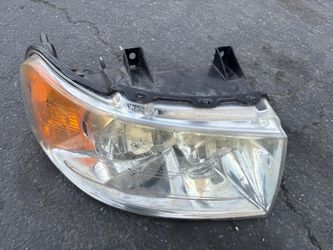 Ford expedition headlight