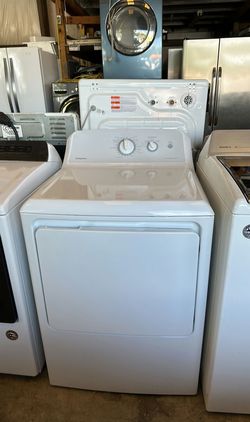 Hotpoint FrontLoad Dryer White