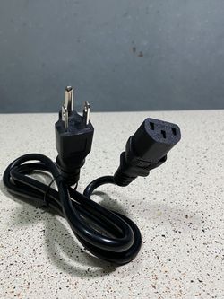 New Desktop charger. 4 FT