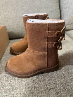Ugg tillee toddler girl boots 8