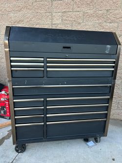 Husky Industrial 41 in. W x 21.5 in. D 15-Drawer Tool Chest and Cabinet Combo in Matte Black