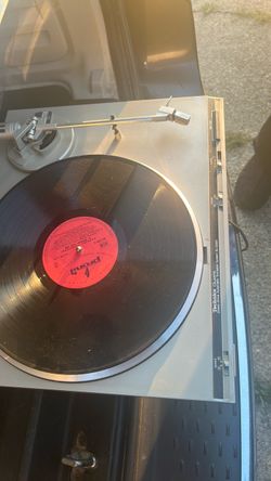 Technics SL-Q300 Direct Drive Turntable