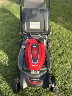 Lawnmower Honda HRN216 Gas Lawn Mower