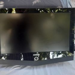 SAMSUNG 32IN. FLATSCREEN