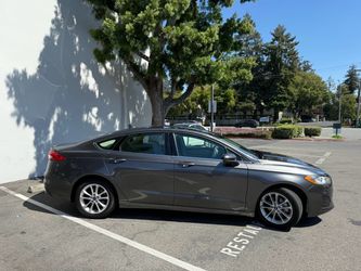 2019 ford fusion Se  1.5