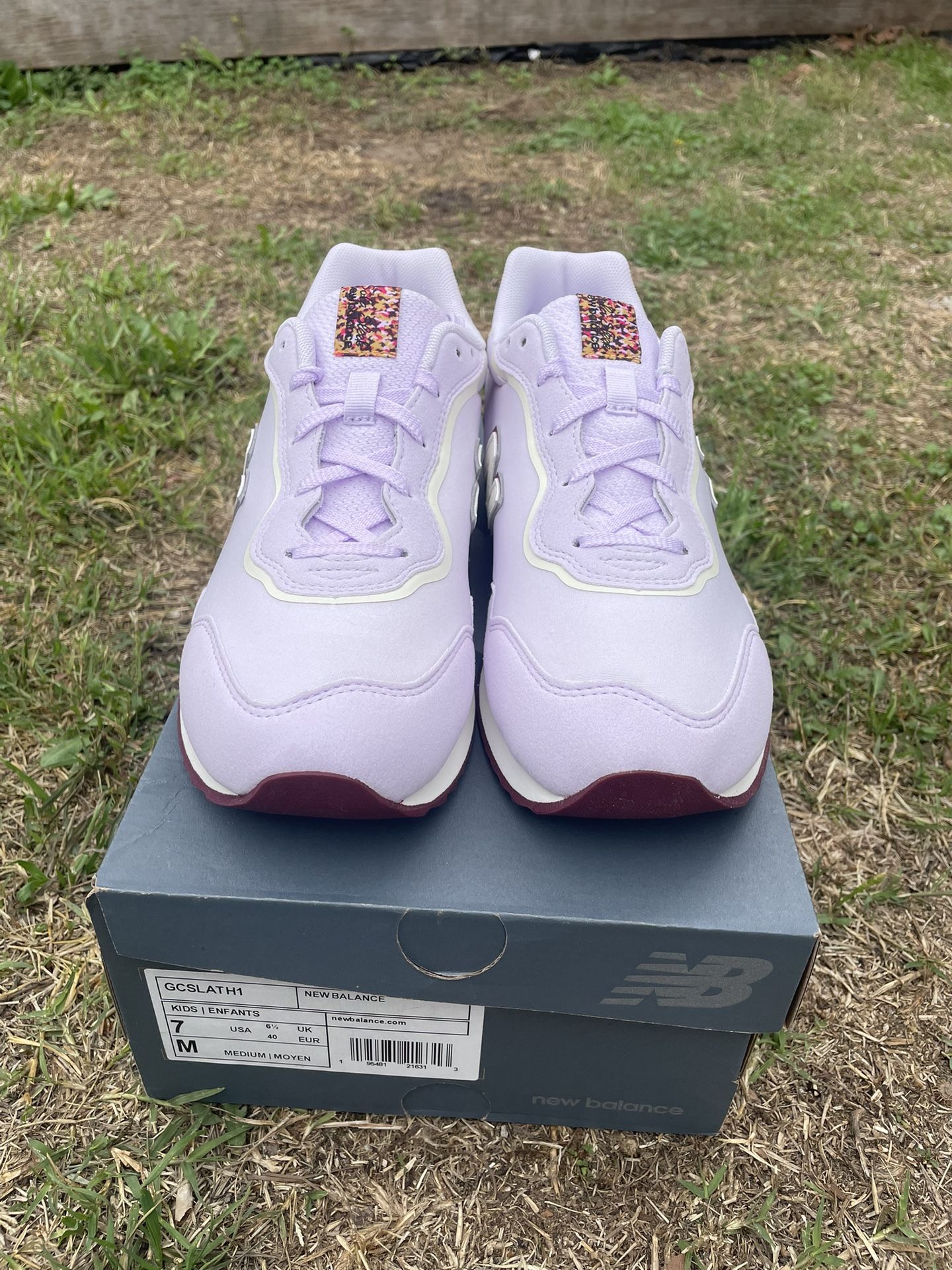 New Balance Women Shoes 7