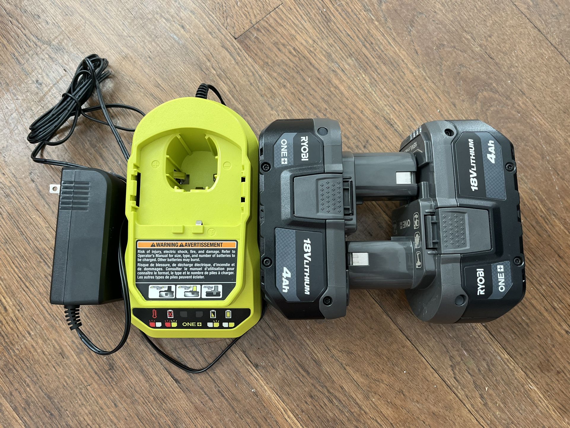 Ryobi 18V Lithium-Ion 4ah Battery 2-pack with Charger Lightly Used