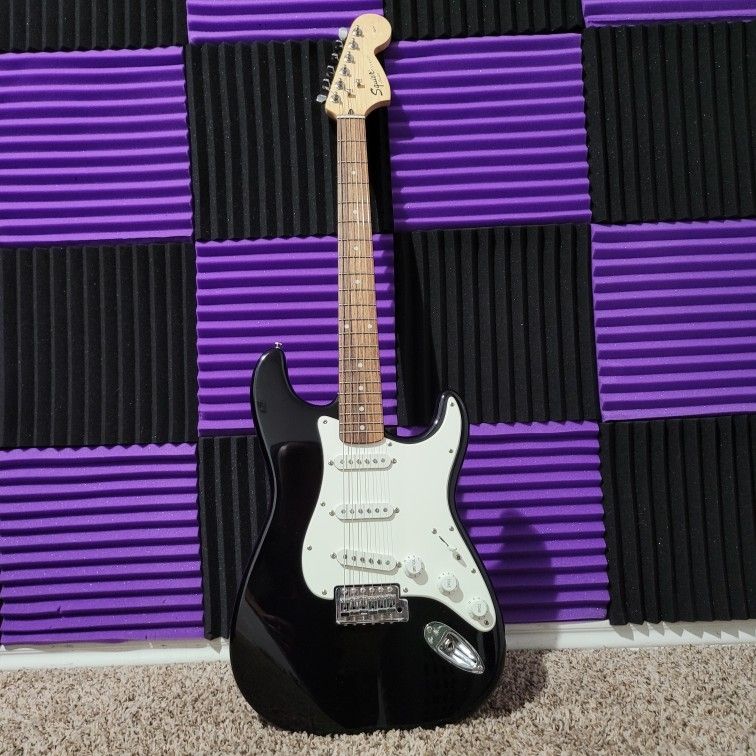 Fender Squire Strat Guitar