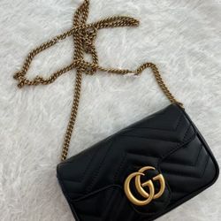 Gold vintage double G logo with key ring V-shaped spun leather cowhide shoulder bag crossbody bag super mini ladies black