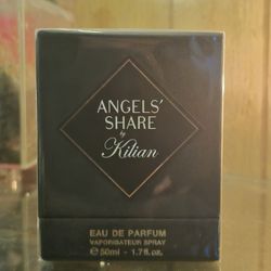 Kilian Angels Share Eau De Parfum.