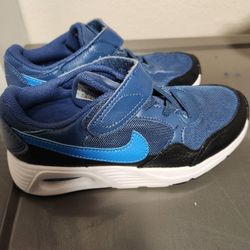 13.5 C BLUE NIKES