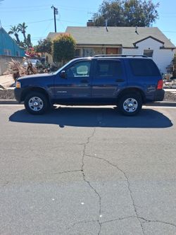 2004 Ford Explorer LXS