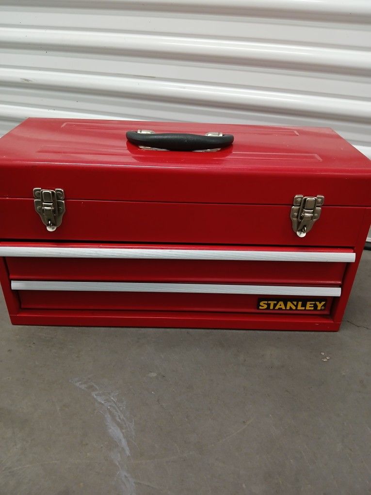 USED TOOL BOX