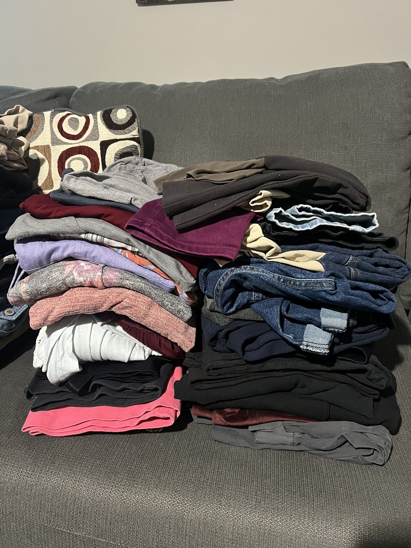 Medium Maternity Clothes Bunch