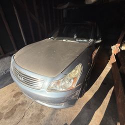 Infiniti 