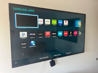Samsung 60” Smart LED TV with Wall Mount– Excellent Condition
