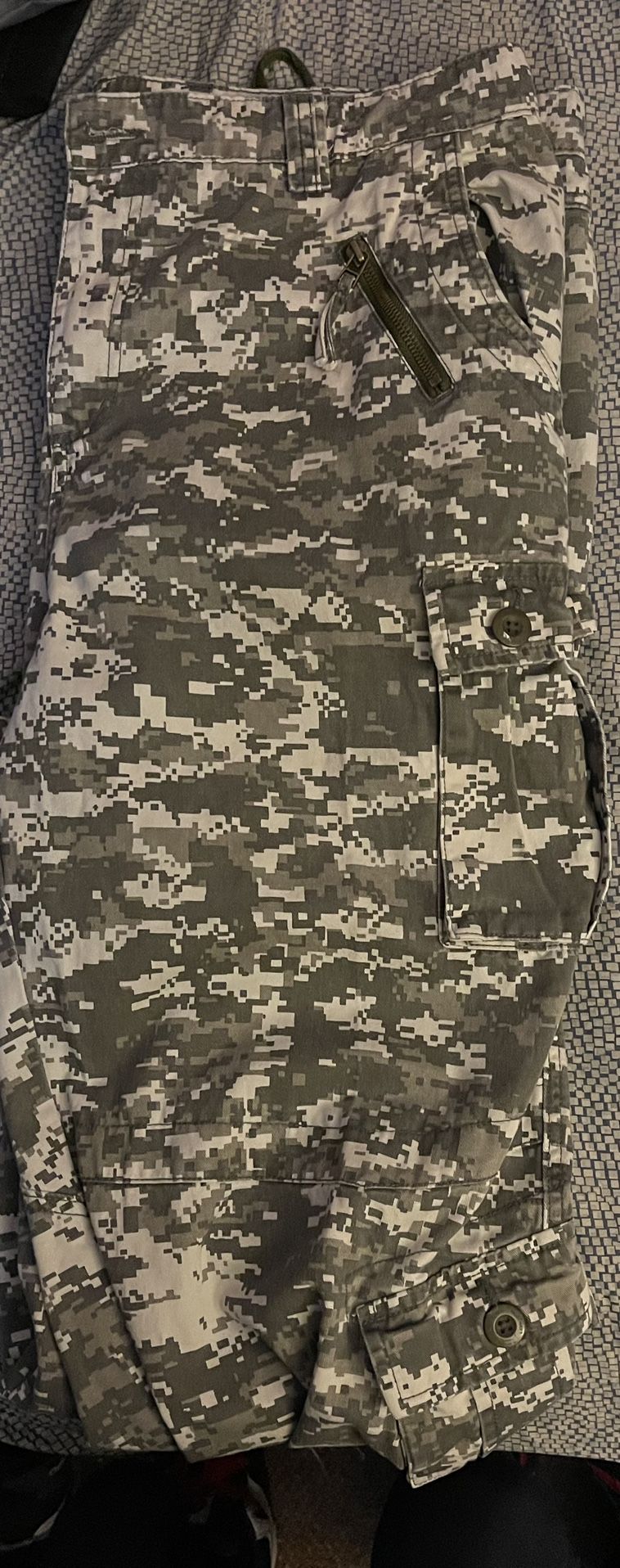 Camo Pants New Size 42.