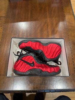 Nike Air Foamposite Pro “ University Red “ Size 9